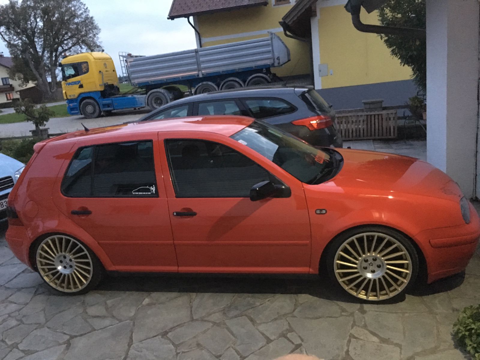 VW – Golf – ETA BETA – Venti-R- Gold – 19 Zoll