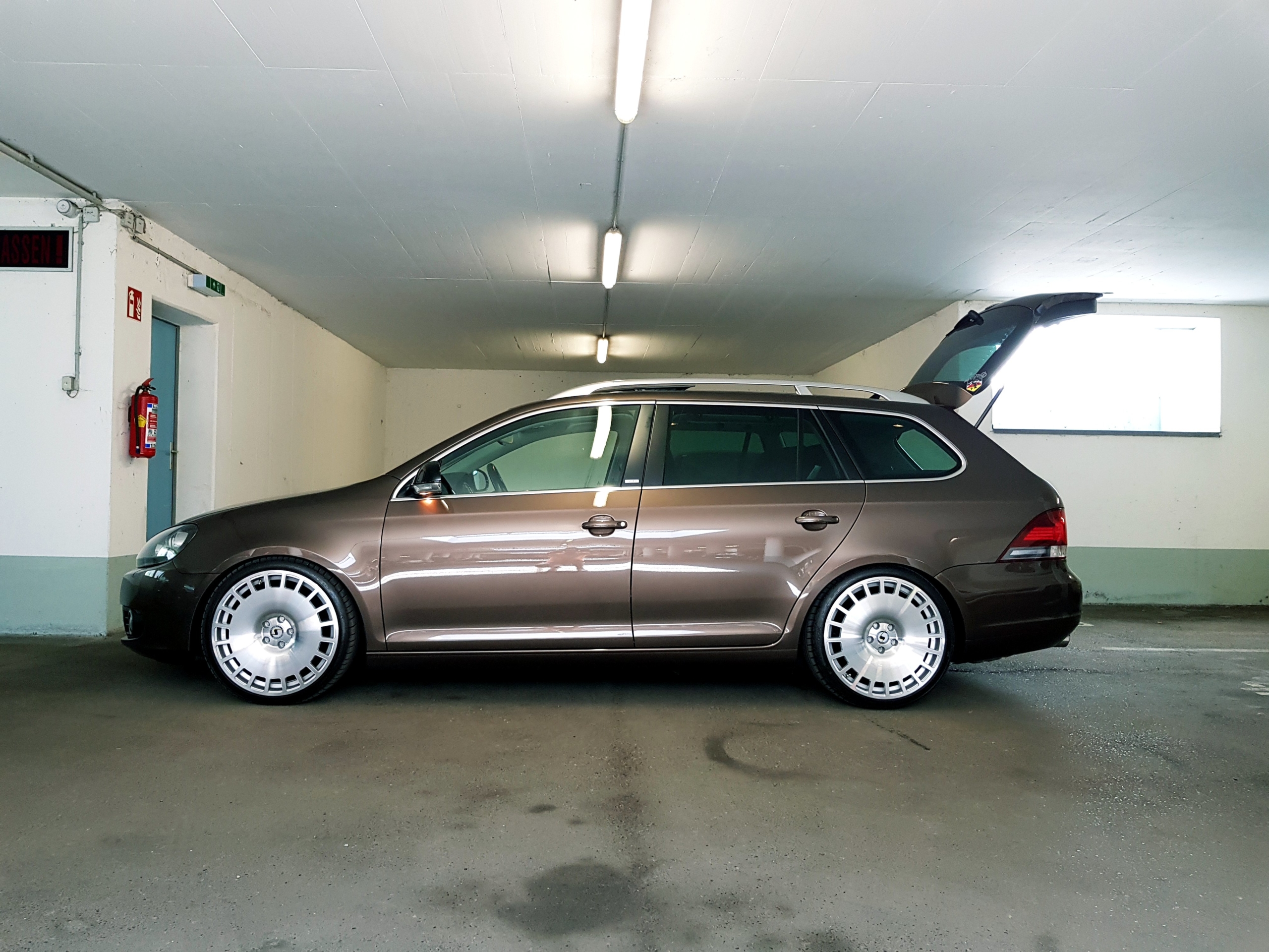 VW – Golf Variant – SCHMIDT – TH-Line – Chrom – 19 Zoll