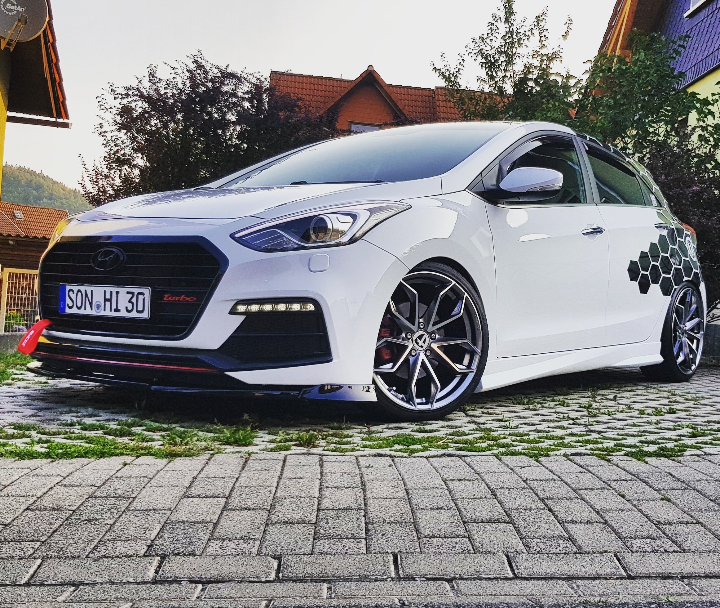 Hyundai – i30 – TOMASON – TN22 – Anthrazit – 19 Zoll