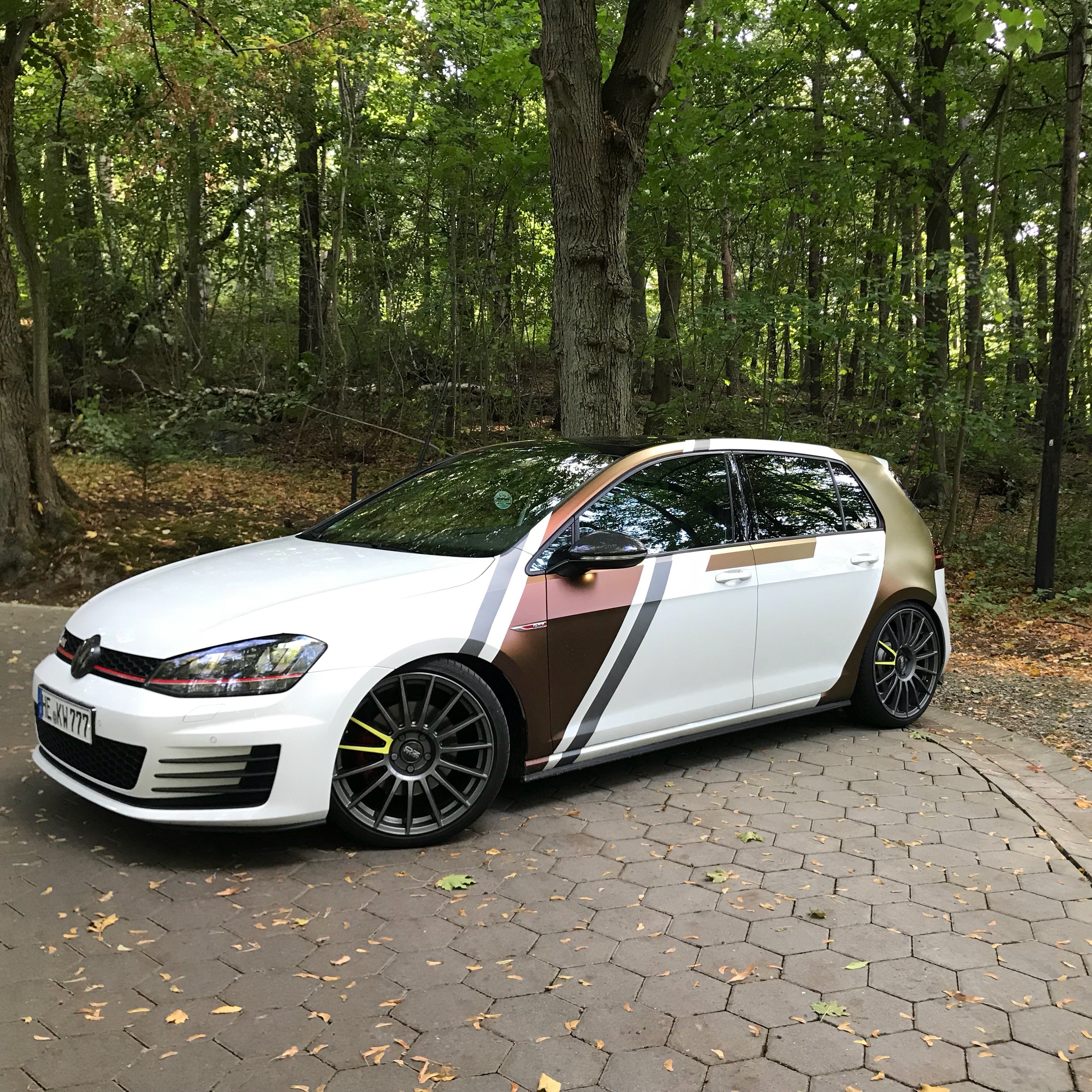 VW – Golf 7 – OZ Racing – Superturismo LM  – Titanium – 19 Zoll