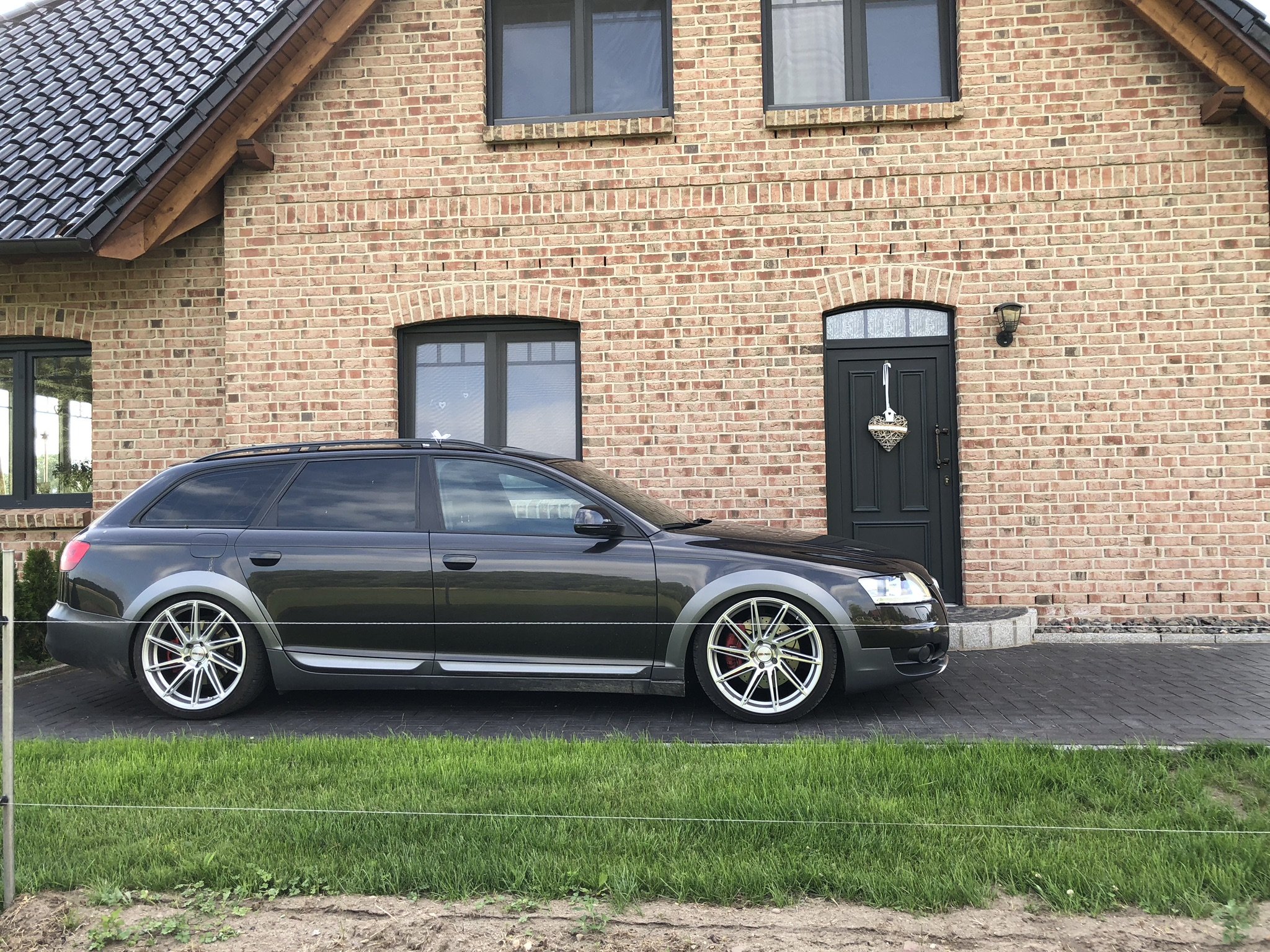 Audi – A6 – MOTEC – Aventus MCT11 – Silber – 20 Zoll