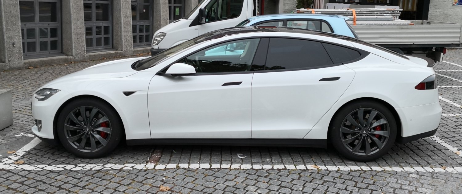Tesla – Model S – RIAL – Lugano – Schwarz – 19 Zoll