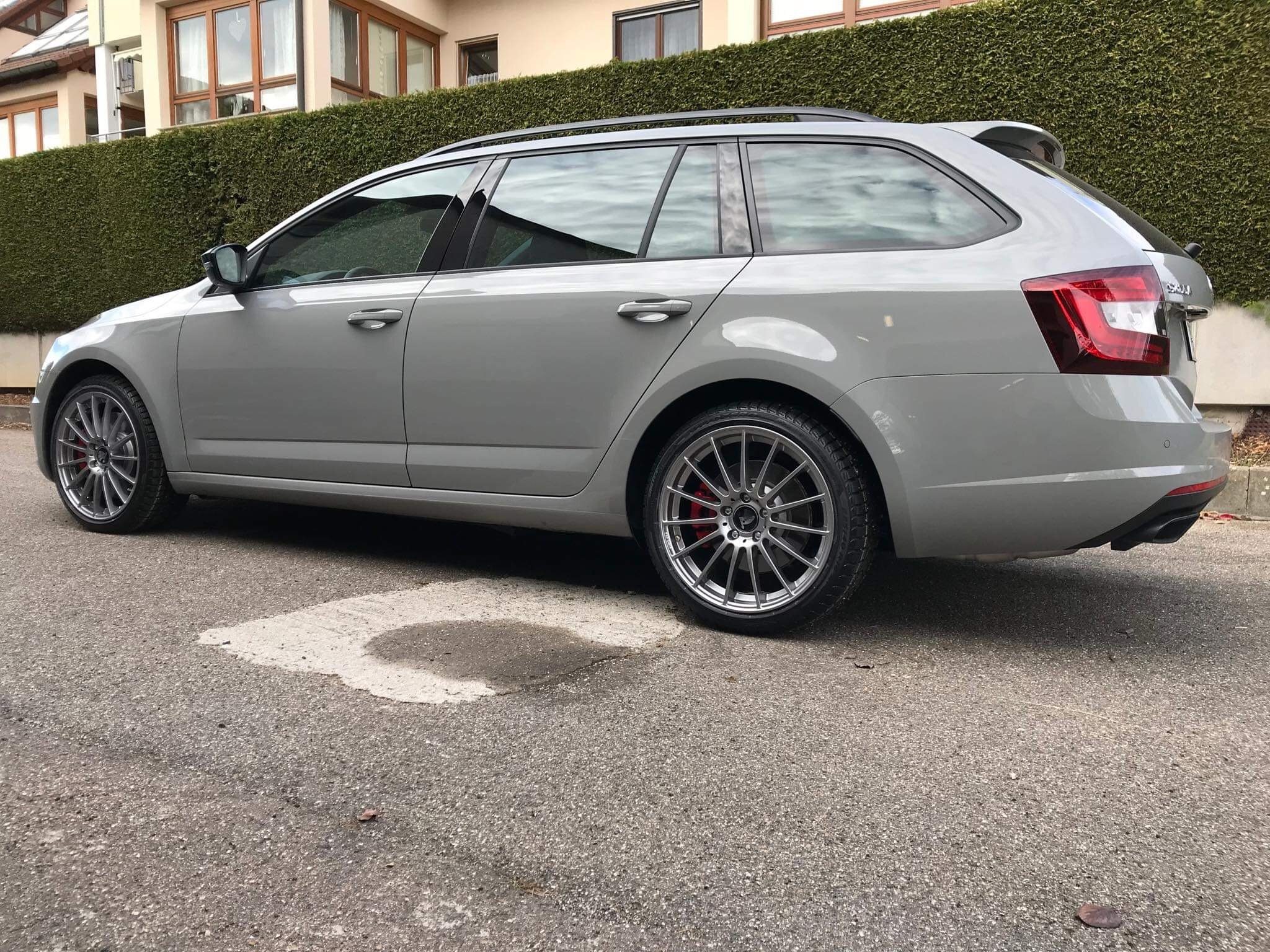 Skoda – Octavia – PLATIN – P75 – Titan – 18 Zoll