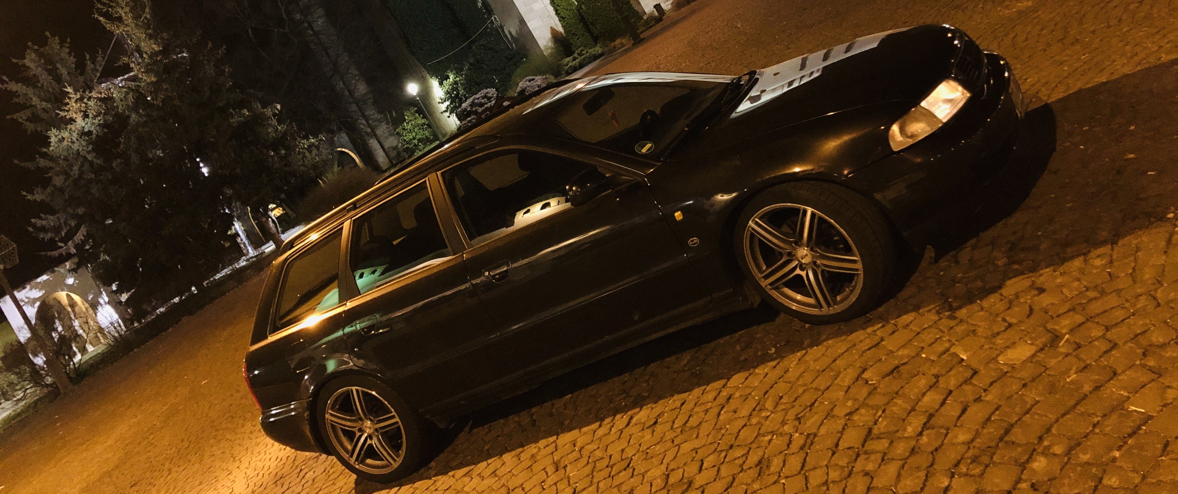 Audi – A4 – PLATIN – P85 – Silber – 18 Zoll