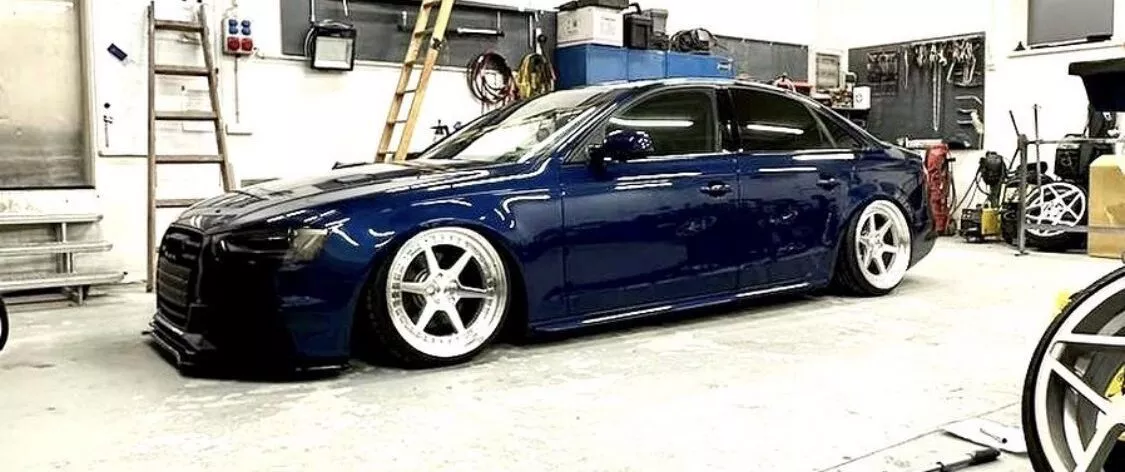 Audi – A4 – Blau – JAPAN RACING –  – Chrom – 19 Zoll