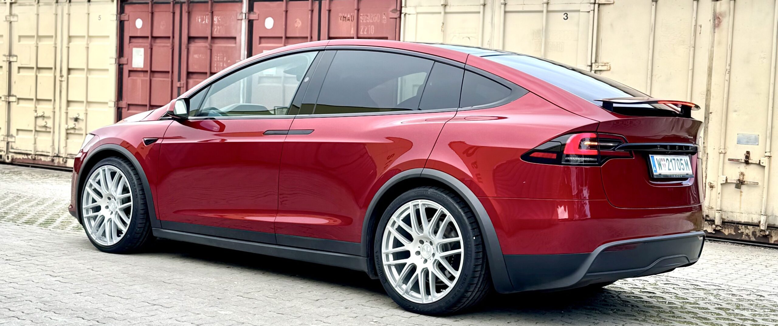 Tesla – Model X – Rot – 2DRV – WH26 – Silber – 22 Zoll