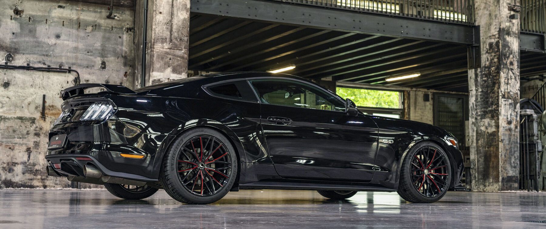 Ford – Mustang – Schwarz – BARRACUDA – Schwarz – 20 Zoll